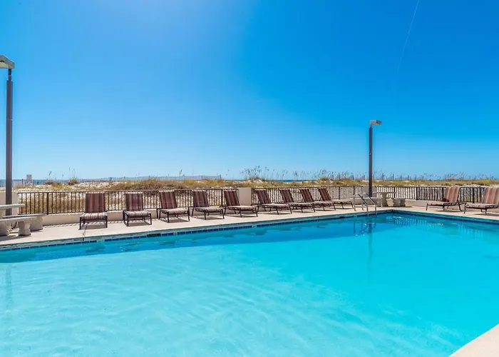 Island Winds East: Beachfront Near Hangout * Gulf Shores