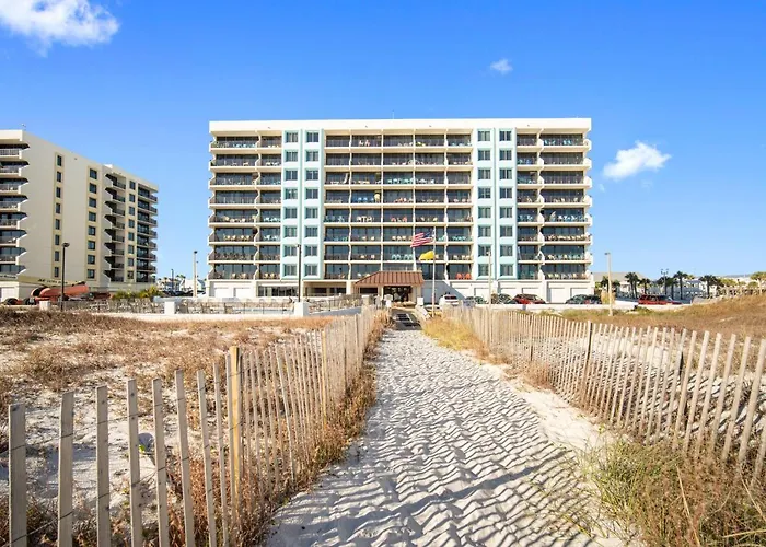 Holiday home Island Winds East: Beachfront Near Hangout